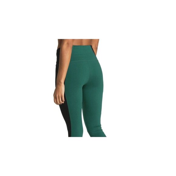 North Face Core high rise tights - Picture 2 of 7